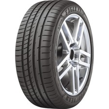 Pneus eté 235 d'occasion  Expédié en France