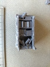 BOOKCASE   MINIATURE/DUNGEONS & LASERS CAVES M14 comprar usado  Enviando para Brazil