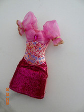 Robe barbie corinne d'occasion  Élancourt