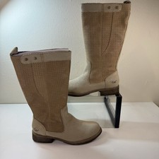 Women cat caterpillar for sale Women cat caterpillar for sale  BEDFORD