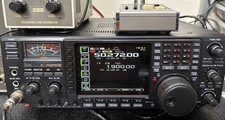 Radio émetteur récepteur d'occasion  Expédié en France