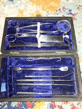 ANTIGUOS INSTRUMENTOS QUIRÚRGICOS VINTAGE MEDIADOS DEL SIGLO 1800 HERMOSO JUEGO DE DISECCIÓN 3... segunda mano  Embacar hacia Mexico