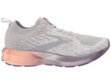 Brooks levitate running for sale  New Baltimore