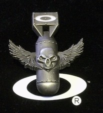 Broche Oakley Bomb Run caveira asa torpedo bomba colecionável comprar usado  Enviando para Brazil