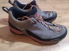 Scarpe trekking salewa usato  Valdagno