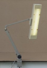 Ancienne lampe atelier d'occasion Ancienne lampe atelier d'occasion  Polliat