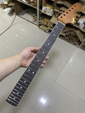 Manico chitarra elettrica usato  Spedire a Italy