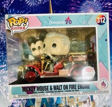 Disneyland anniversario funko usato  Spedire a Italy