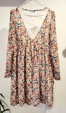 Robe fleurie lilie d'occasion  Épinal