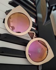 Quay australia tainted for sale Quay australia tainted for sale  HINCKLEY