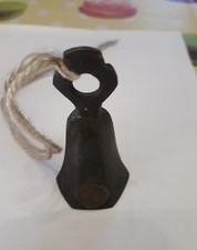 Ancienne petite cloche d'occasion  Beaurieux