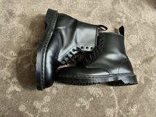 Dr. martens unisex for sale  Sacramento