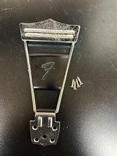 Usado, Fender 1967 Chrome F Coronado II Trapézio Tail Piece 1968 1969 1960's Vintage comprar usado Usado, Fender 1967 Chrome F Coronado II Trapézio Tail Piece 1968 1969 1960's Vintage comprar usado  Enviando para Brazil