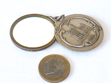 Ancien miroir pendentif d'occasion  L'Isle-sur-la-Sorgue