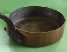 Ancienne casserole sauteuse d'occasion  Longueville-sur-Scie