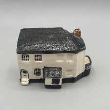 Sulleys ceramics wivenhoe for sale  COLCHESTER