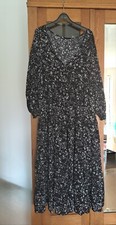 Kleid stufenkleid volantkleid gebraucht kaufen  Zorneding