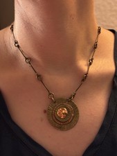 MCM MEADOS DO SÉCULO BRUTALISTA METAL MISTO LATÃO COBRE PINGENTE CORRENTE FORJADA À MÃO comprar usado MCM MEADOS DO SÉCULO BRUTALISTA METAL MISTO LATÃO COBRE PINGENTE CORRENTE FORJADA À MÃO comprar usado  Enviando para Brazil