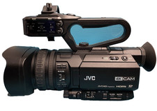 Filmadora Profissional JVC GY-HM180U AVCHD HDMI SDXC 4K HD com Bateria + Carregador comprar usado Filmadora Profissional JVC GY-HM180U AVCHD HDMI SDXC 4K HD com Bateria + Carregador comprar usado  Enviando para Brazil