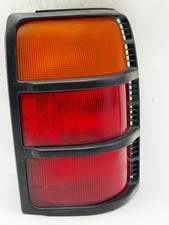 1992-97 MK2 Mitsubishi Pajero luz traseira direita perto do lado traseiro comprar usado  Enviando para Brazil