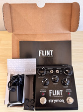 Pedal de tremolo e ressonância Strymon Flint V1 com fonte de alimentação original e manuais comprar usado  Enviando para Brazil