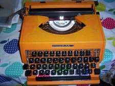 Macchina scrivere vintage usato  Genova