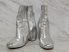 Urban outfitters women for sale  Bowling Green