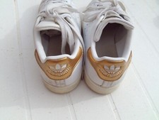 Chaussures femme adidas d'occasion  Six-Fours-les-Plages