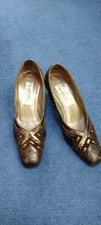 Pavacini court shoes for sale  HIGH PEAK