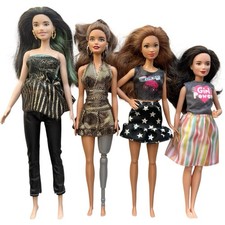 Lotto barbie fashionistas usato  Spedire a Italy
