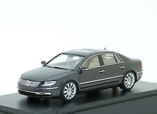 VW Volkswagen Phaeton 2010 mocca met. Looksmart Resin 1:43 3D1099300C8Z Dealer comprar usado  Enviando para Brazil