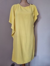 123 robe jaune d'occasion  Hergnies