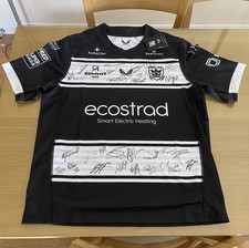 Hull 2024 signed for sale  LEEDS