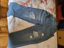 Salopette jeans strappato usato  San Pietro in Cariano
