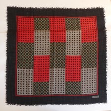 Foulard souleiado rouge d'occasion Foulard souleiado rouge d'occasion  Le Vésinet