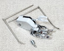 Usado, Genuíno Husqvarna Viking pé de caminhada alimentação dupla 68001329 +guias de acolchoamento costura comprar usado  Enviando para Brazil
