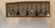 Collezione chitarre miniatura usato  Saronno