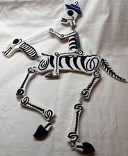 Antigo Esqueleto Dia dos Mortos Arte Folclórica México Articulado Madeira Esqueleto Cavalo 17“ Pendurado comprar usado Antigo Esqueleto Dia dos Mortos Arte Folclórica México Articulado Madeira Esqueleto Cavalo 17“ Pendurado comprar usado  Enviando para Brazil