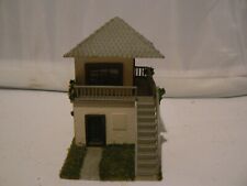Model house and d'occasion  Expédié en Belgium