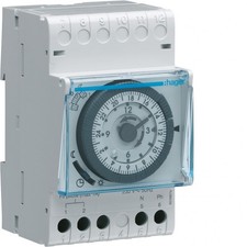 Hager 31711 programmateur d'occasion  Champigny-sur-Marne
