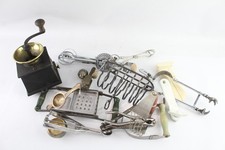 Mixed kitchen gadgets for sale  LEEDS