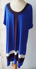 Robe bleue blanche d'occasion  Vic-Fezensac