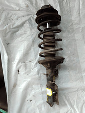 546601c300 ammortizzatore ant. usato  Italia
