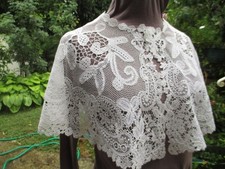 Shawl collar lace d'occasion  Expédié en Belgium