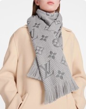 Louis vuitton scarf for sale  Manhasset