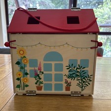 Wooden doll house for sale  Shipping to Ireland
