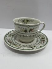 Conjunto de xícara de chá e pires Royal Doulton verde provençal Inglaterra inglesa porcelana comprar usado  Enviando para Brazil