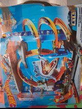 Hot Wheels City Ultimate Garage - 2 Fahrzeugen Set (FTB69) comprar usado  Enviando para Brazil