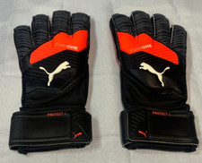 Puma football goalkeeper for sale  Bear