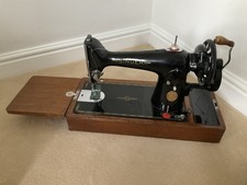 Singer sewing machine for sale  MELTON MOWBRAY